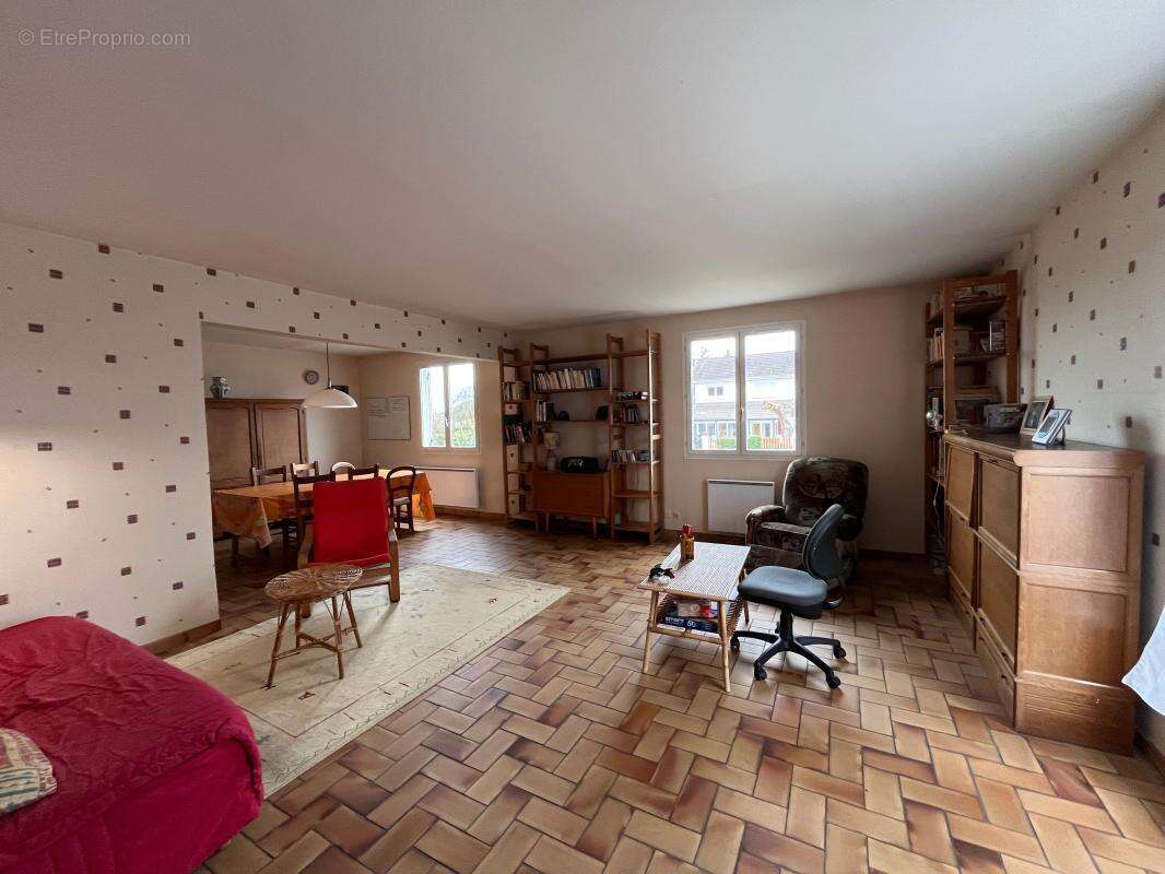 Maison à SAINT-DENIS-EN-VAL