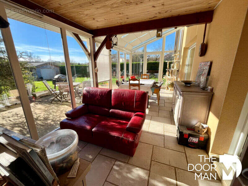 Maison à NEUILLY-L&#039;EVEQUE