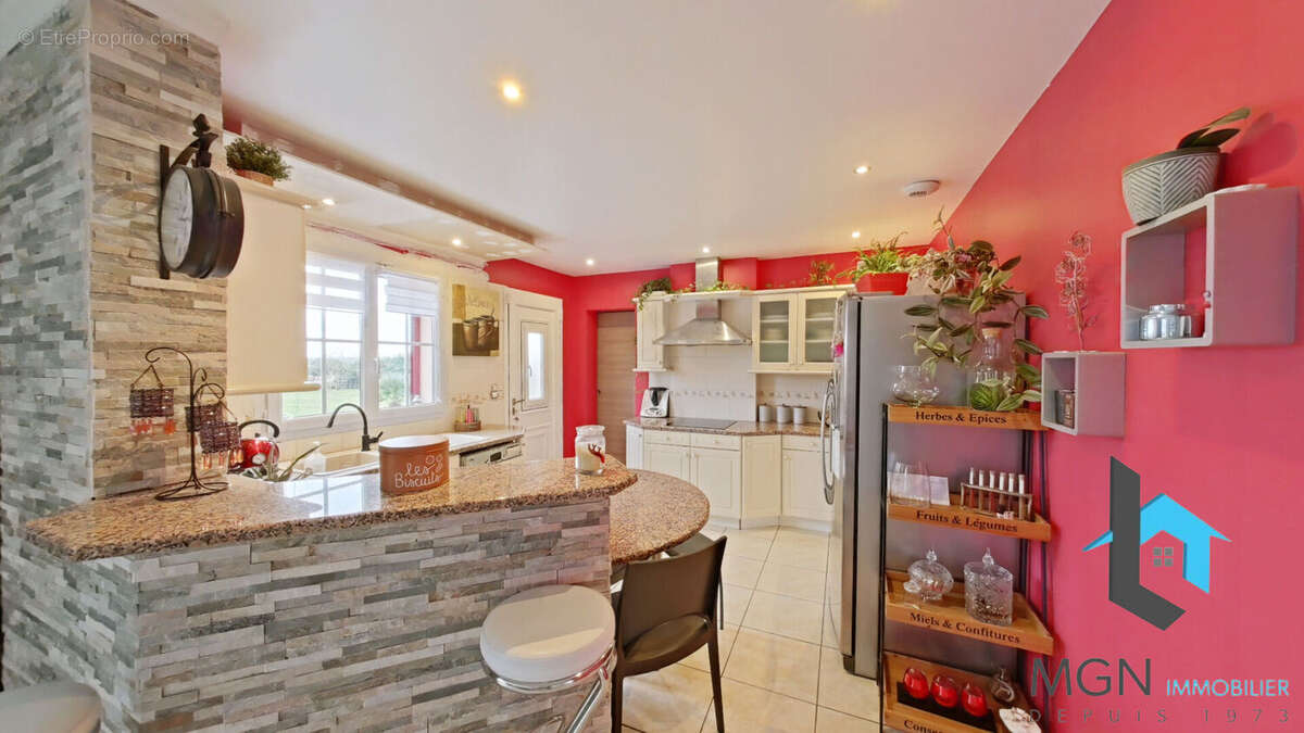 Maison à BOINVILLE-LE-GAILLARD