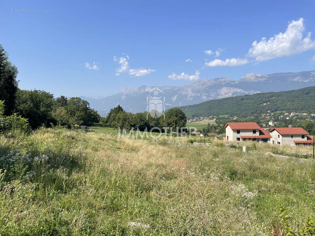 Terrain 827 m² à Jarrie  - photo 6