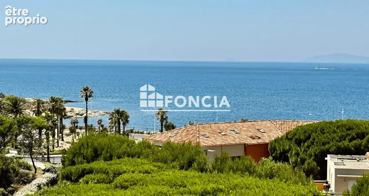 Appartement à SIX-FOURS-LES-PLAGES