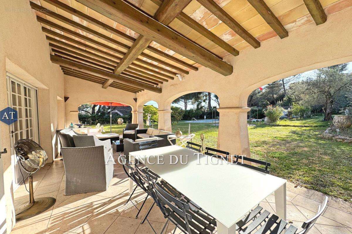 Maison à SPERACEDES