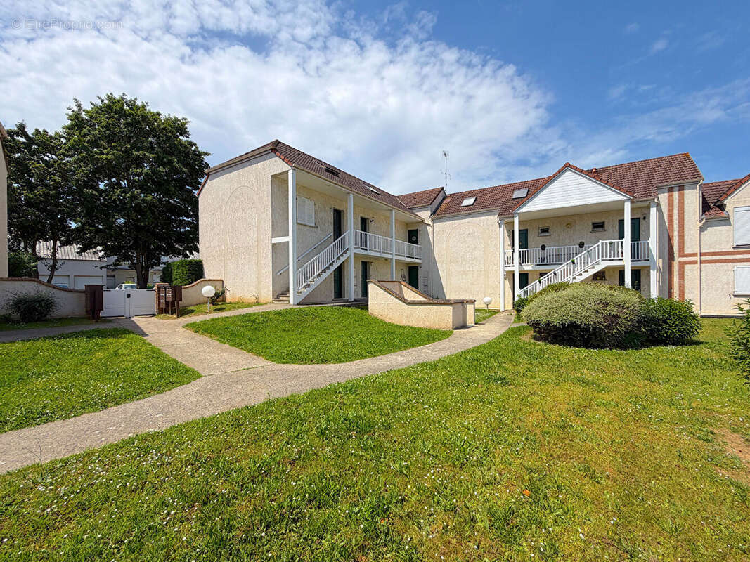 Appartement à VAUREAL