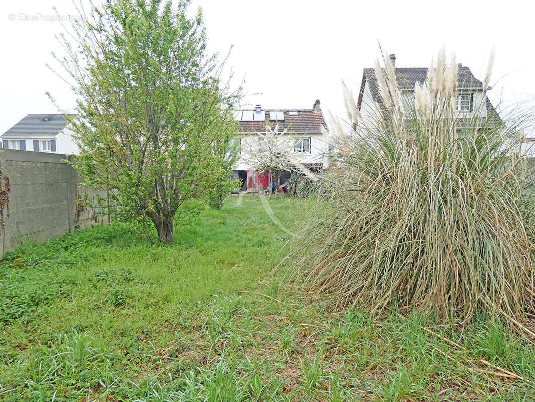 Maison à MONTFERMEIL