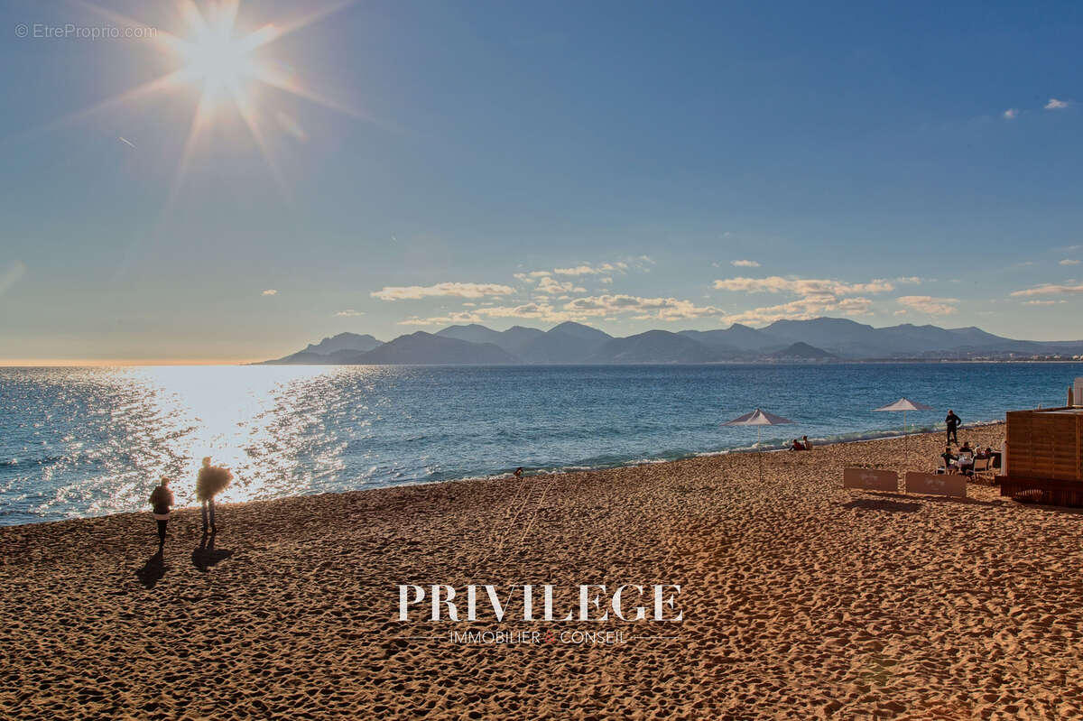 Appartement à CANNES