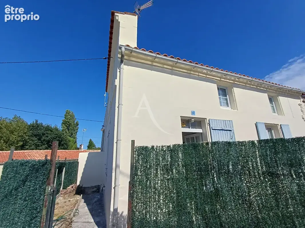Maison ancienne a renover avec garage - photo 3