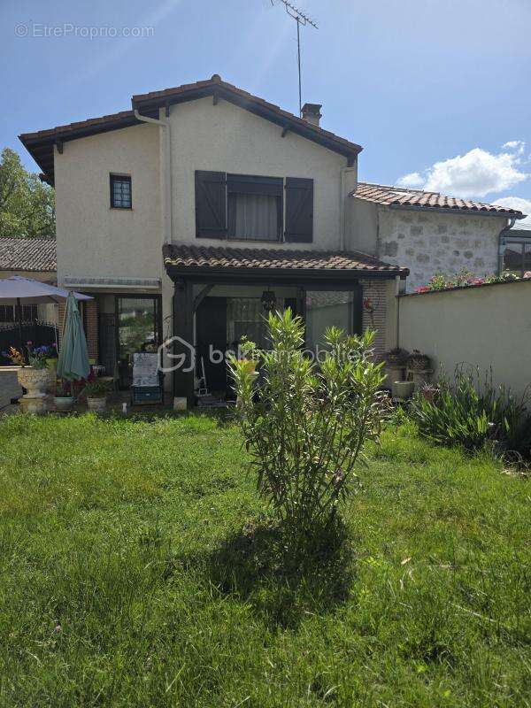 Maison à VIANNE