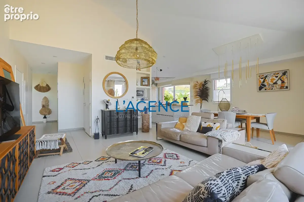 Appartement 'toit terrasse ' dans une résidence de standing avec une terrasse de 66m2 et deux garages - photo 4