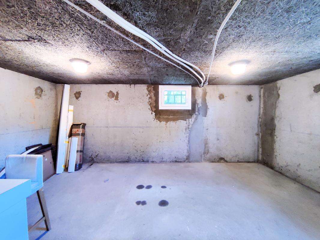 Maison à SAINT-GENIX-SUR-GUIERS