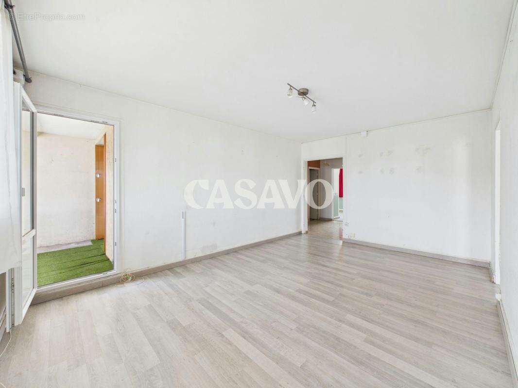 Vente Appartement 4 pièces de 80m² - 95120 Ermont - photo 4