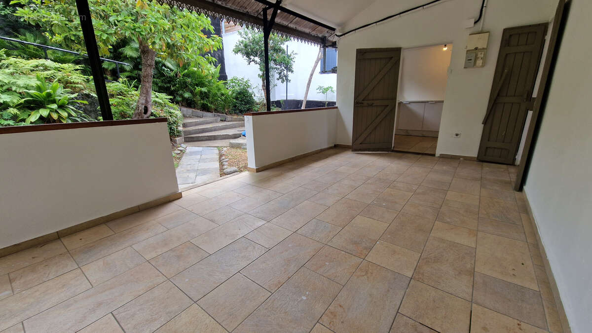 Maison à SAINTE-MARIE