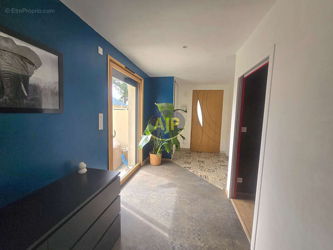 Maison à CONQUEREUIL