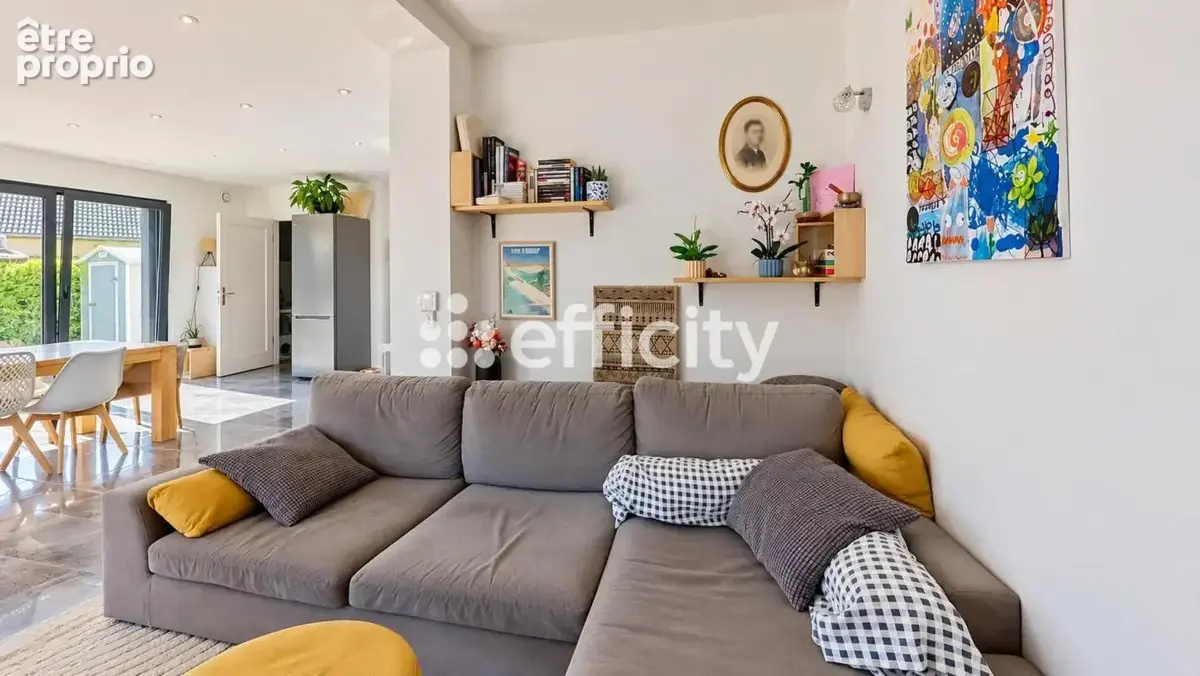 Maison 6 pièces 140 m² à vendre à Marnaz (74460) - photo 2