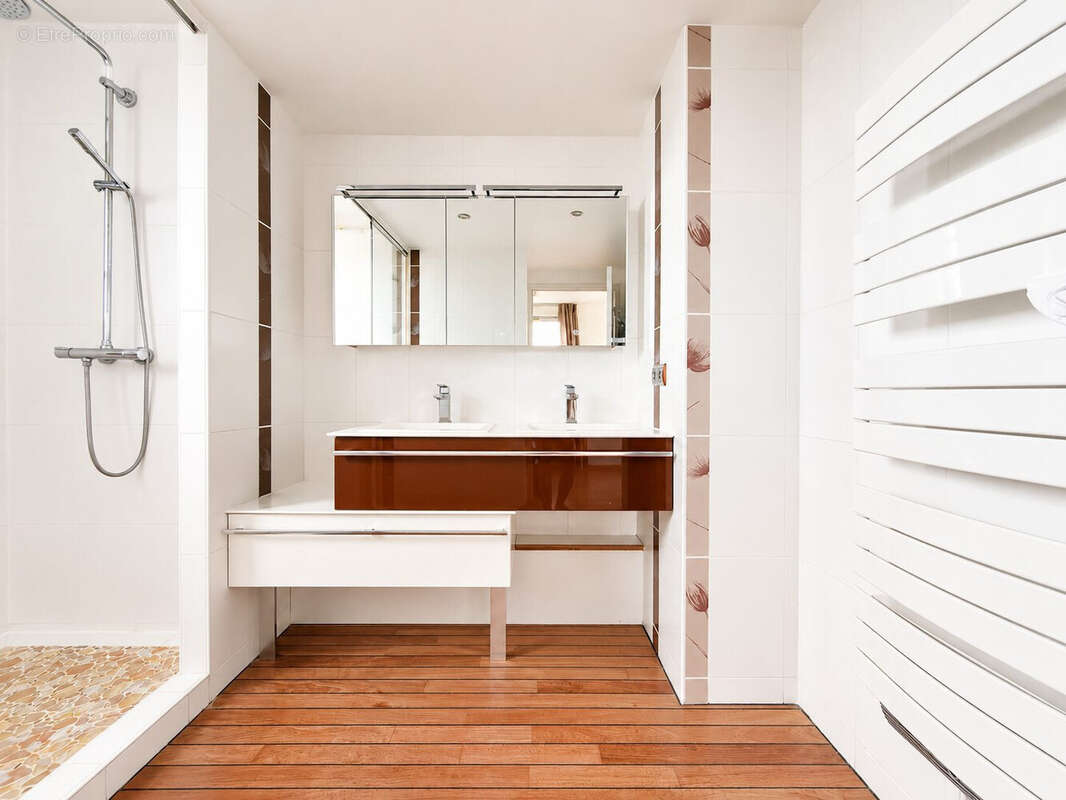 Appartement 260 m² à Clermont-Ferrand  - photo 8