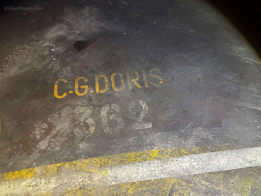 Parking à PARIS-13E