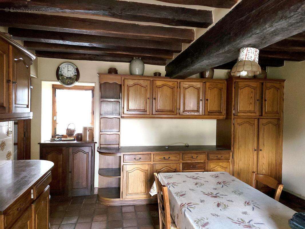 Maison à SAINTE-COLOMBE-DES-BOIS