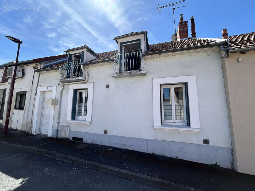 Maison à COMMENTRY