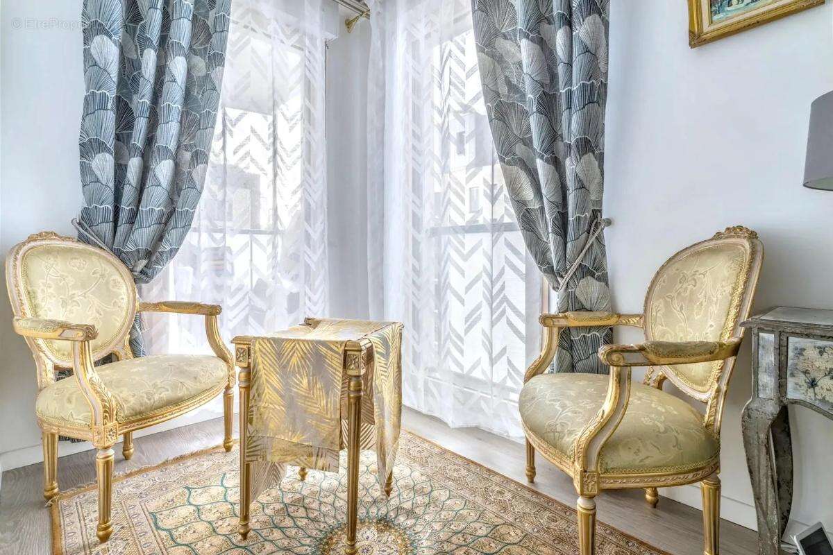 Colombes : Élégant T4 avec Double Balcon - photo 5
