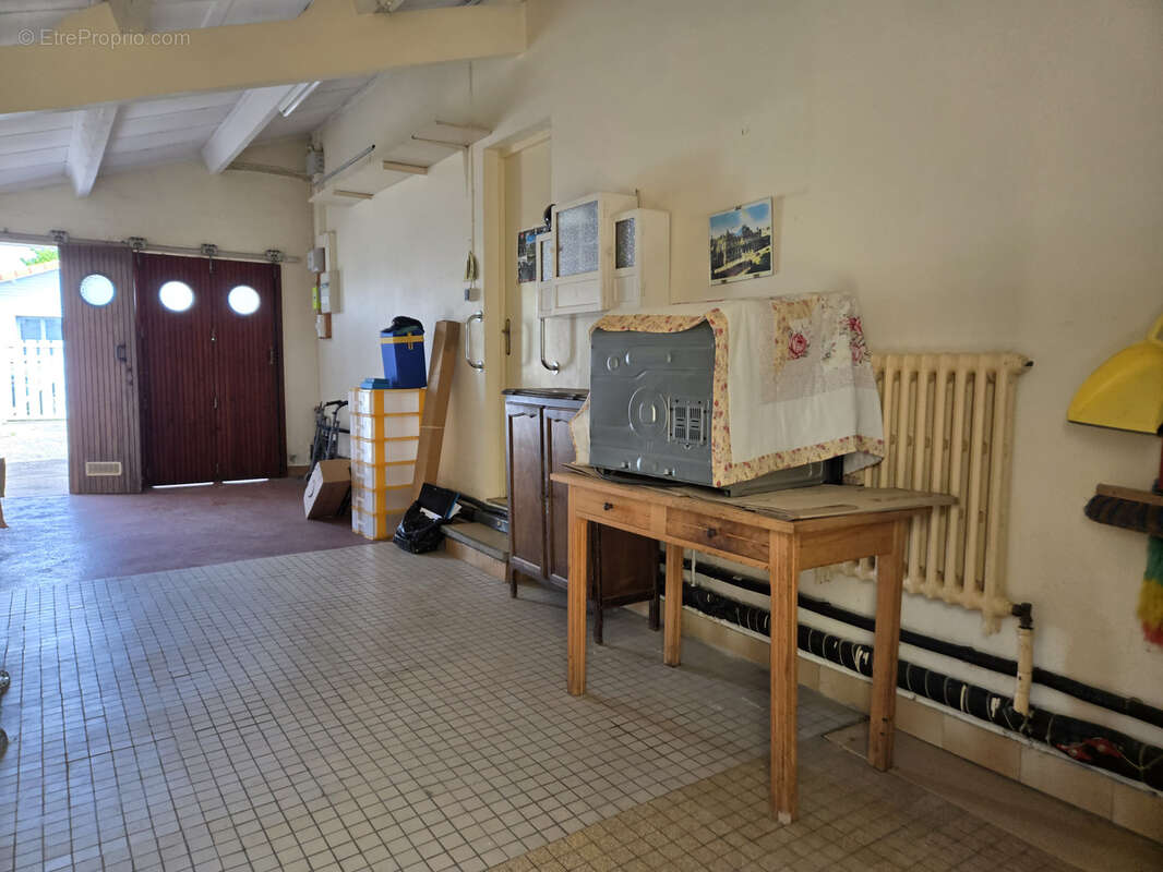 Maison à ECHILLAIS