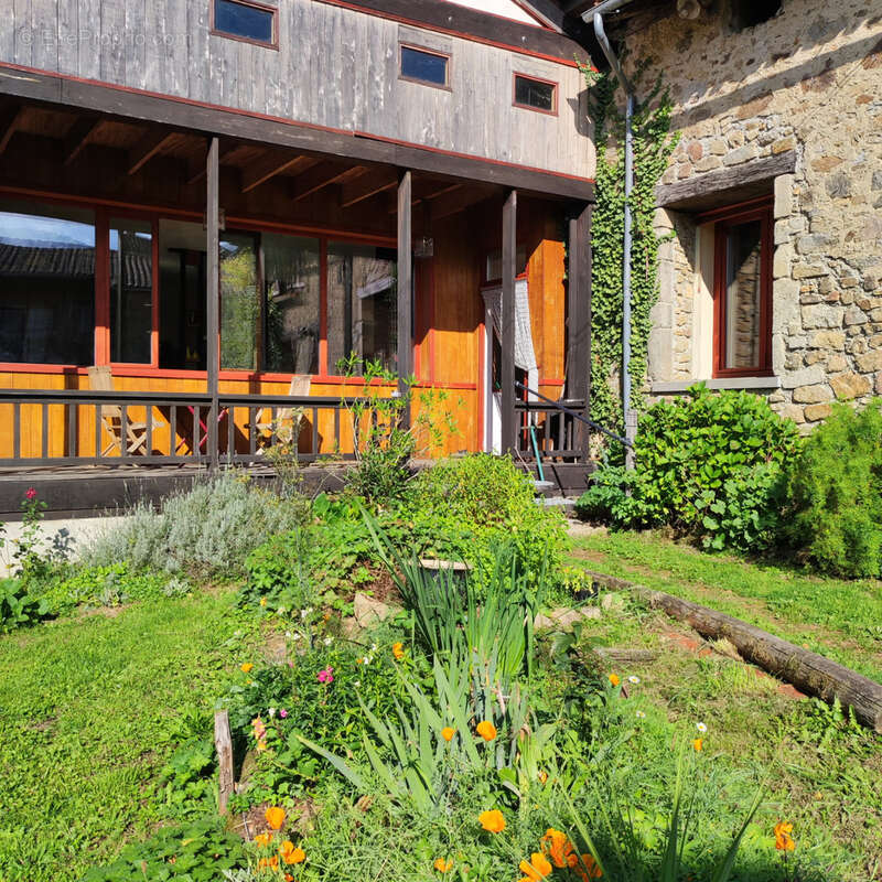 Maison à ROCHECHOUART