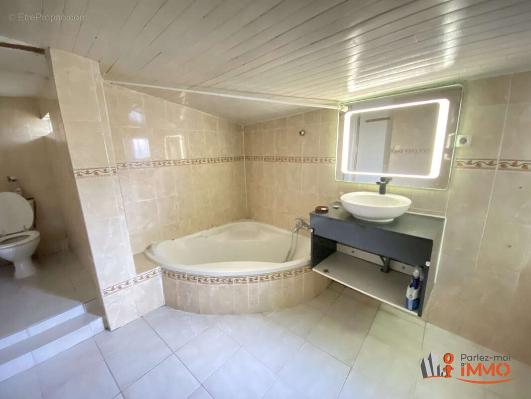 Maison à LES ABRETS