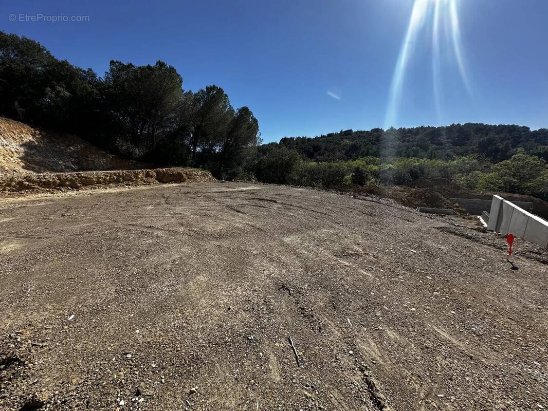 Terrain à SAINT-GEORGES-D'ORQUES
