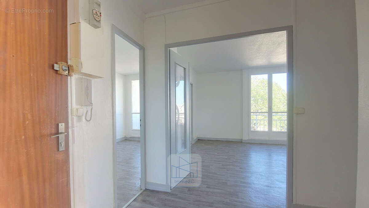 Appartement à REZE