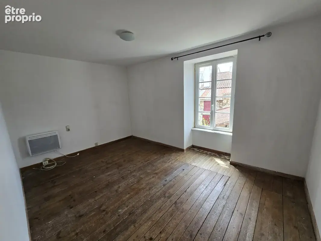 Ensemble immobilier 155 m2 + dependances - photo 7
