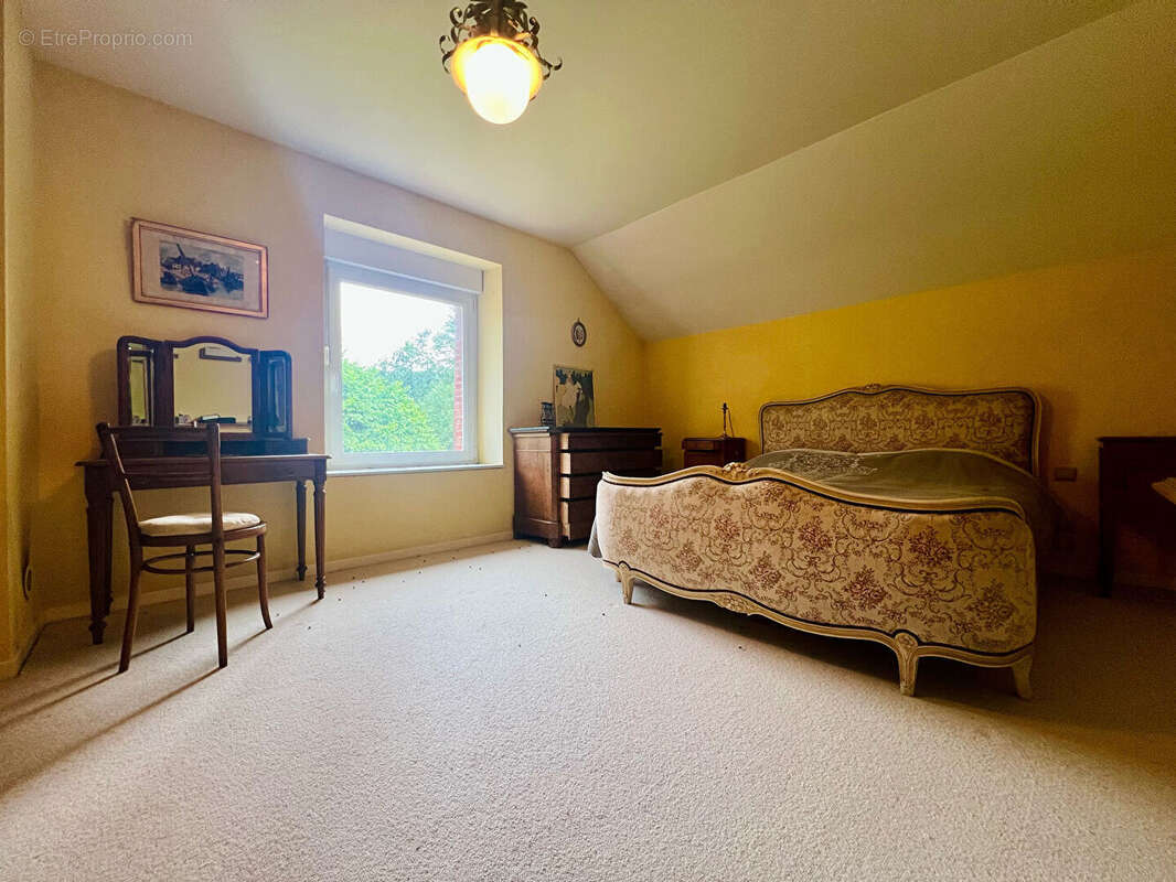 Appartement à GRANGES-SUR-VOLOGNE