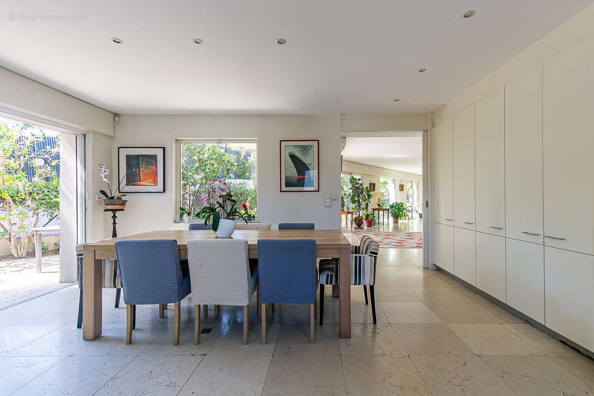 Maison à MARSEILLE-7E