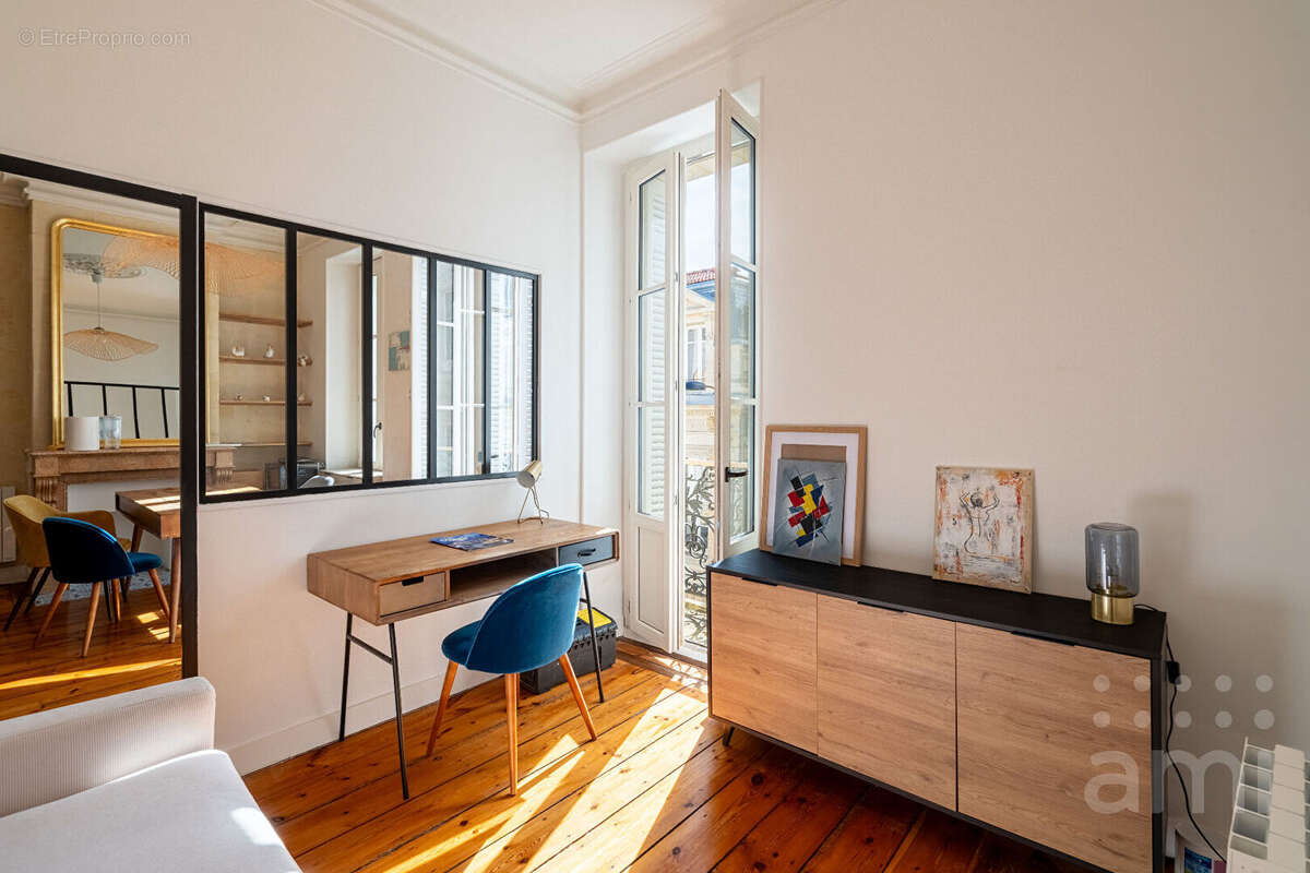Appartement à BORDEAUX
