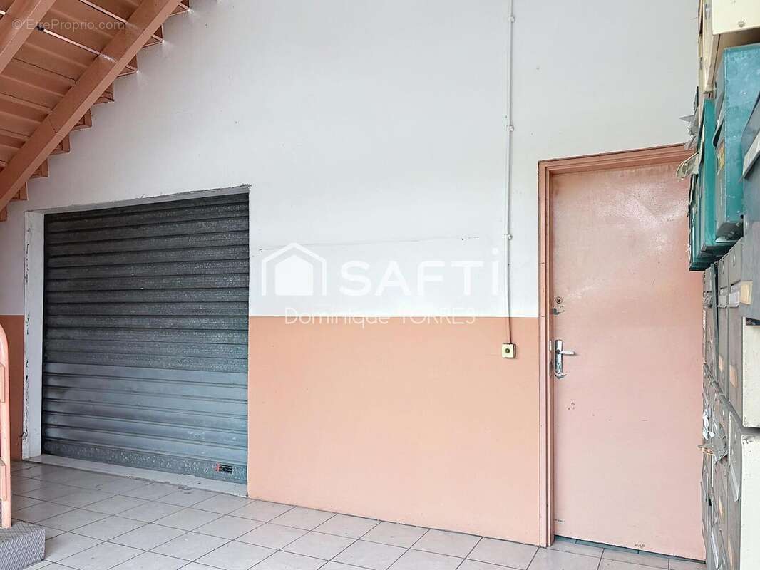 Photo 4 - Commerce à FORT-DE-FRANCE