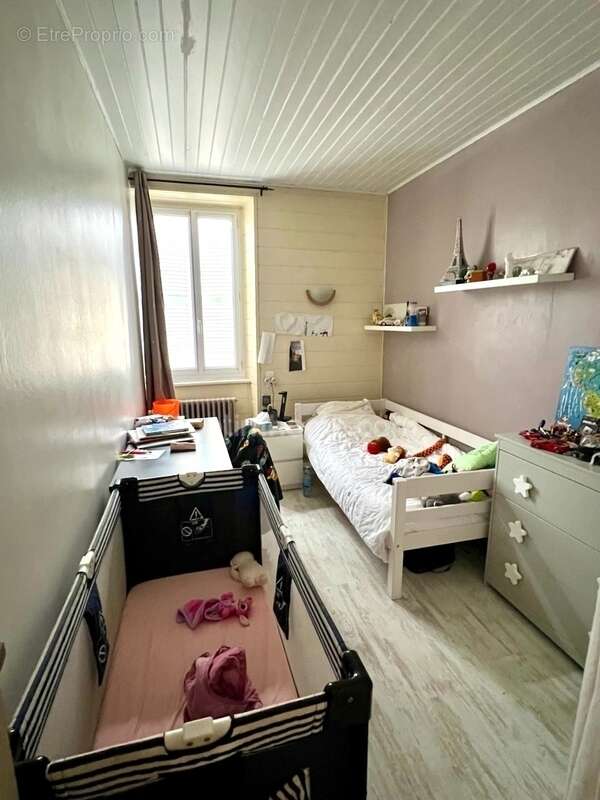 Maison de bourg 5 chambres - photo 8