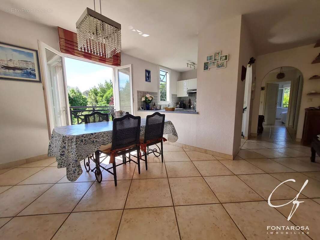 Appartement à FREJUS