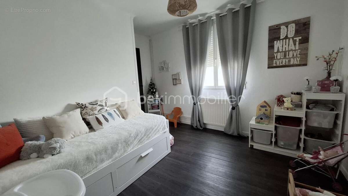 Appartement à MEREVILLE