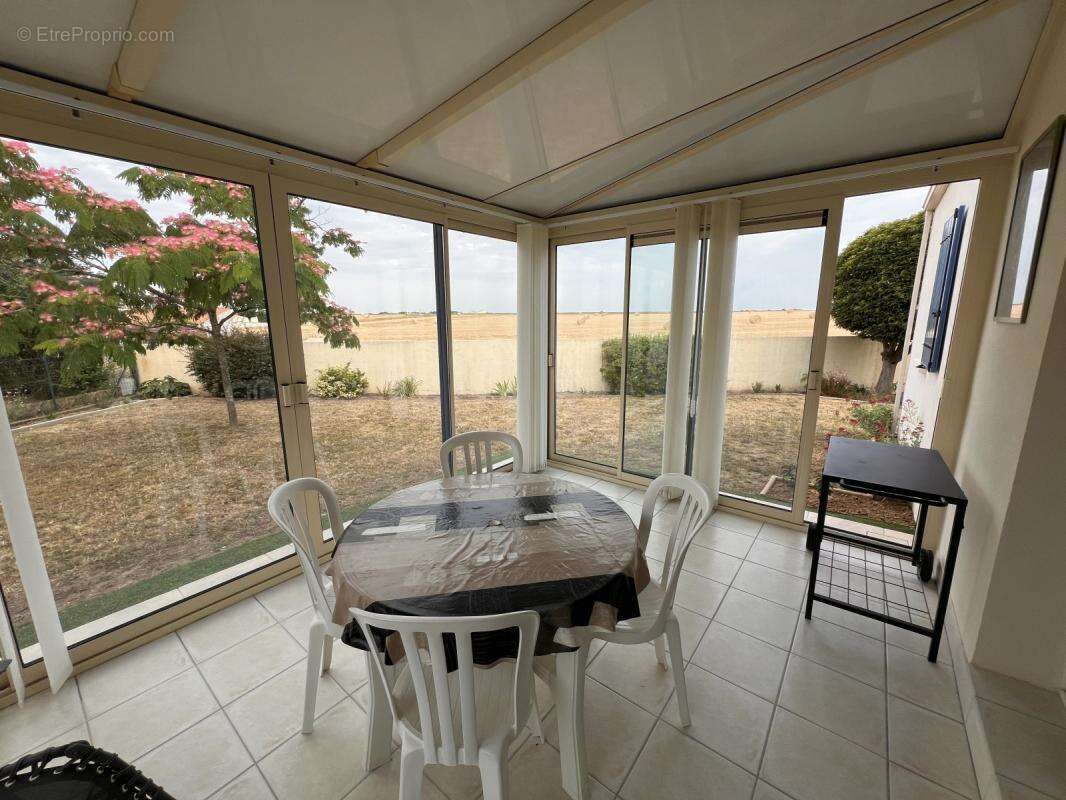Maison à LONGEVILLE-SUR-MER