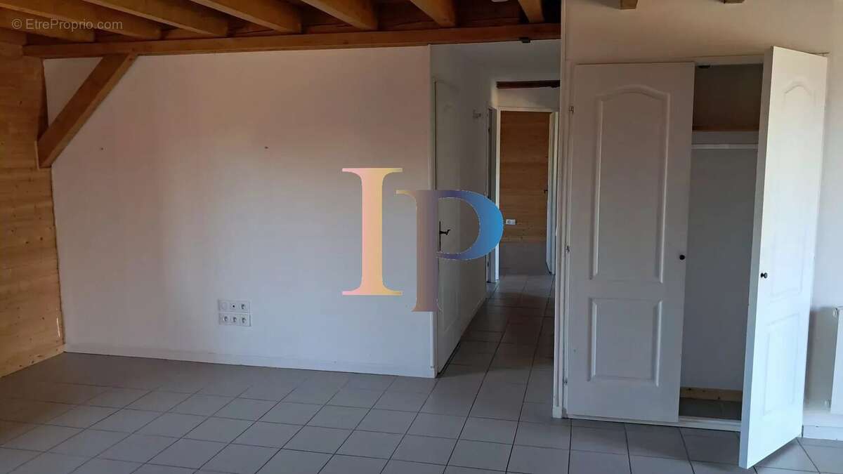 Maison plain pied  98 m2 5min paray le monial/10 min digoin - photo 8