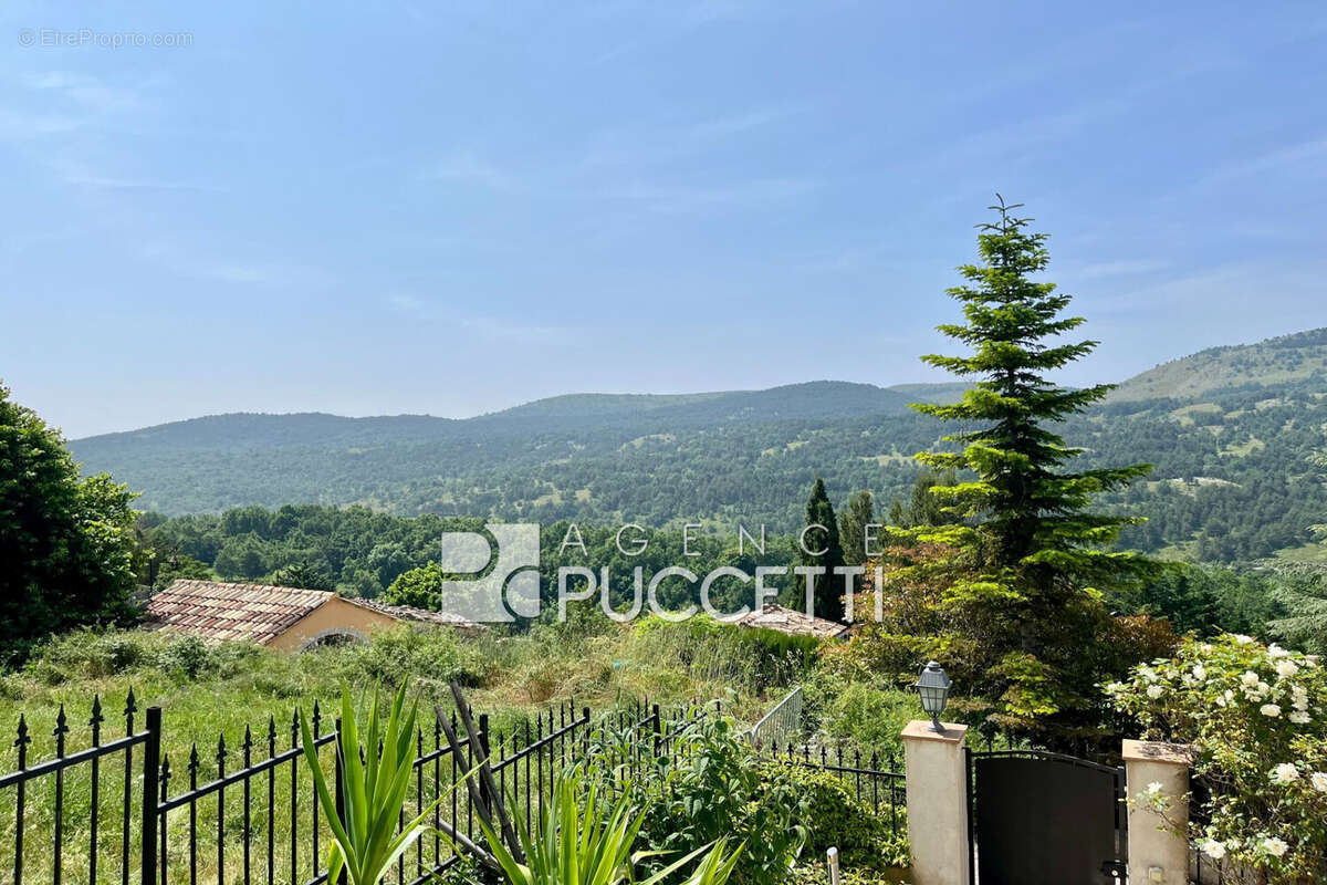 Maison à COURSEGOULES