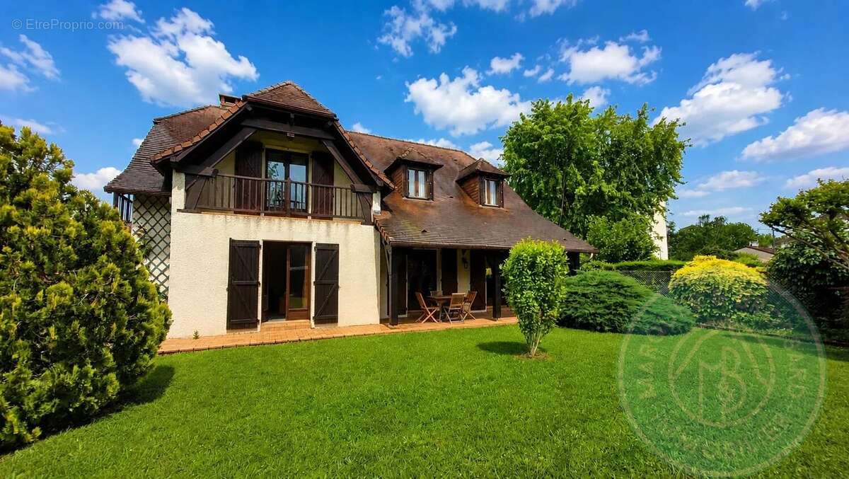 Maison à LONS