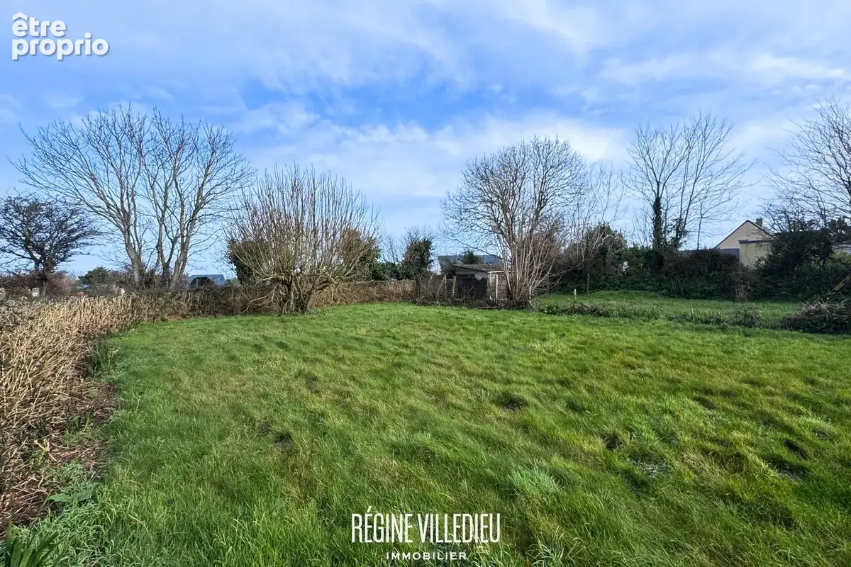 Photo Terrain à Querqueville au prix de 75 000€