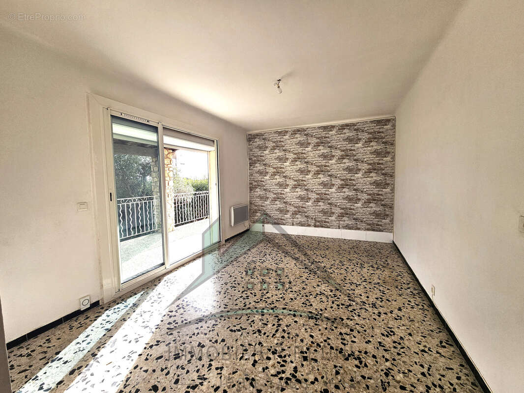 Maison à SAUSSET-LES-PINS