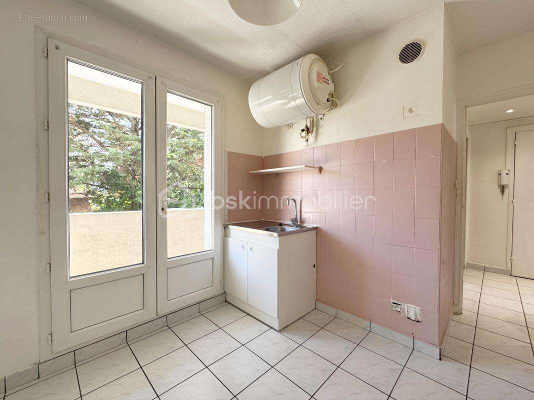 Saint-martin-d'hères — t4 traversant de 60 m², résidence fermée et sécurisée - photo 9