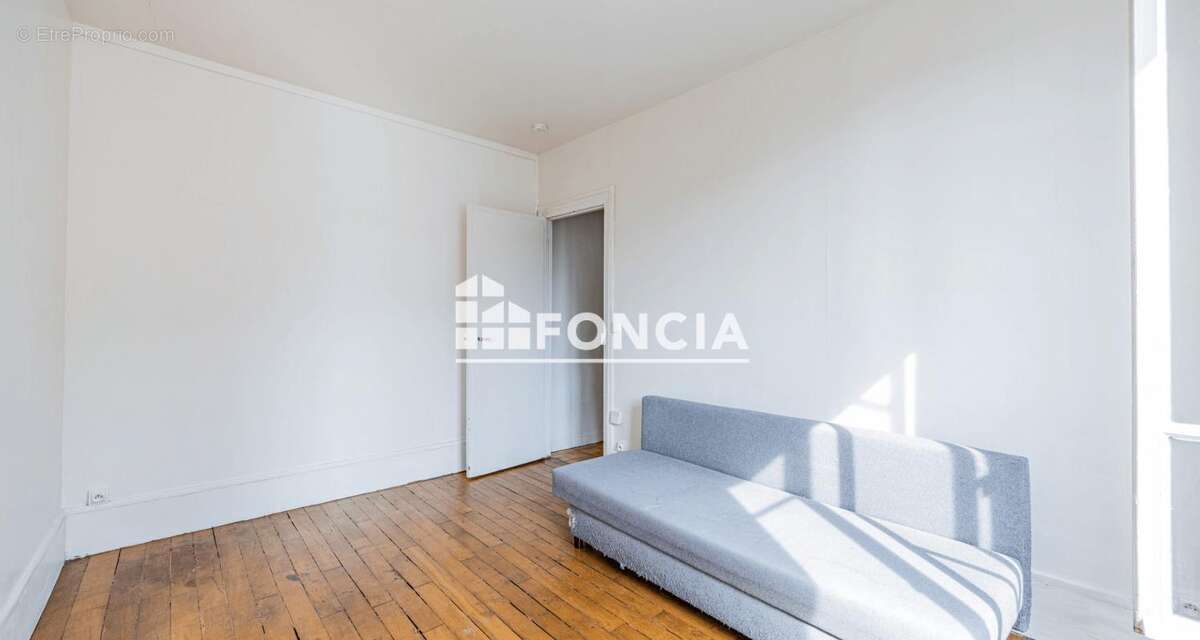 Appartement à PARIS-12E