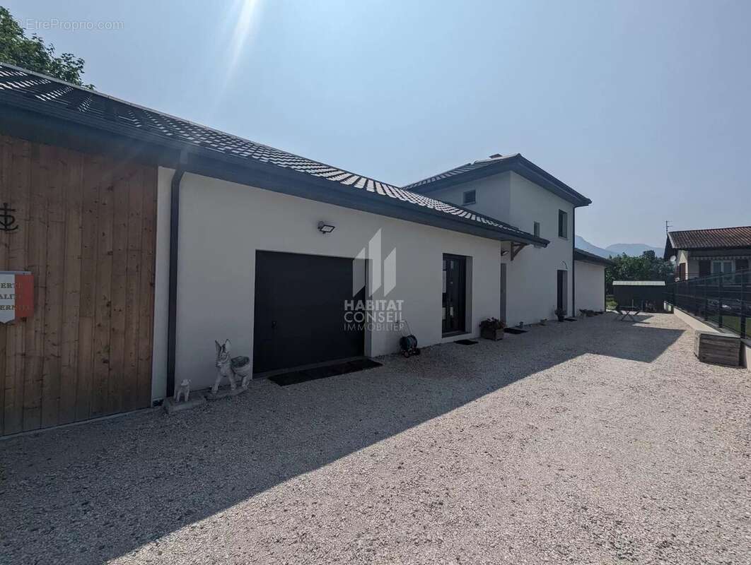 Maison à PONTCHARRA