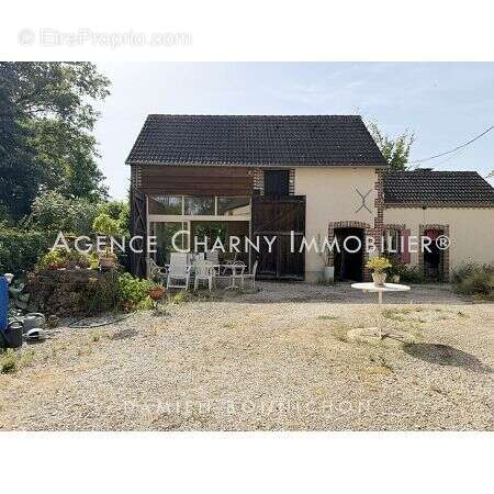 Maison 8 pièces 173 m² à vendre à Les Ormes (89110) - photo 3