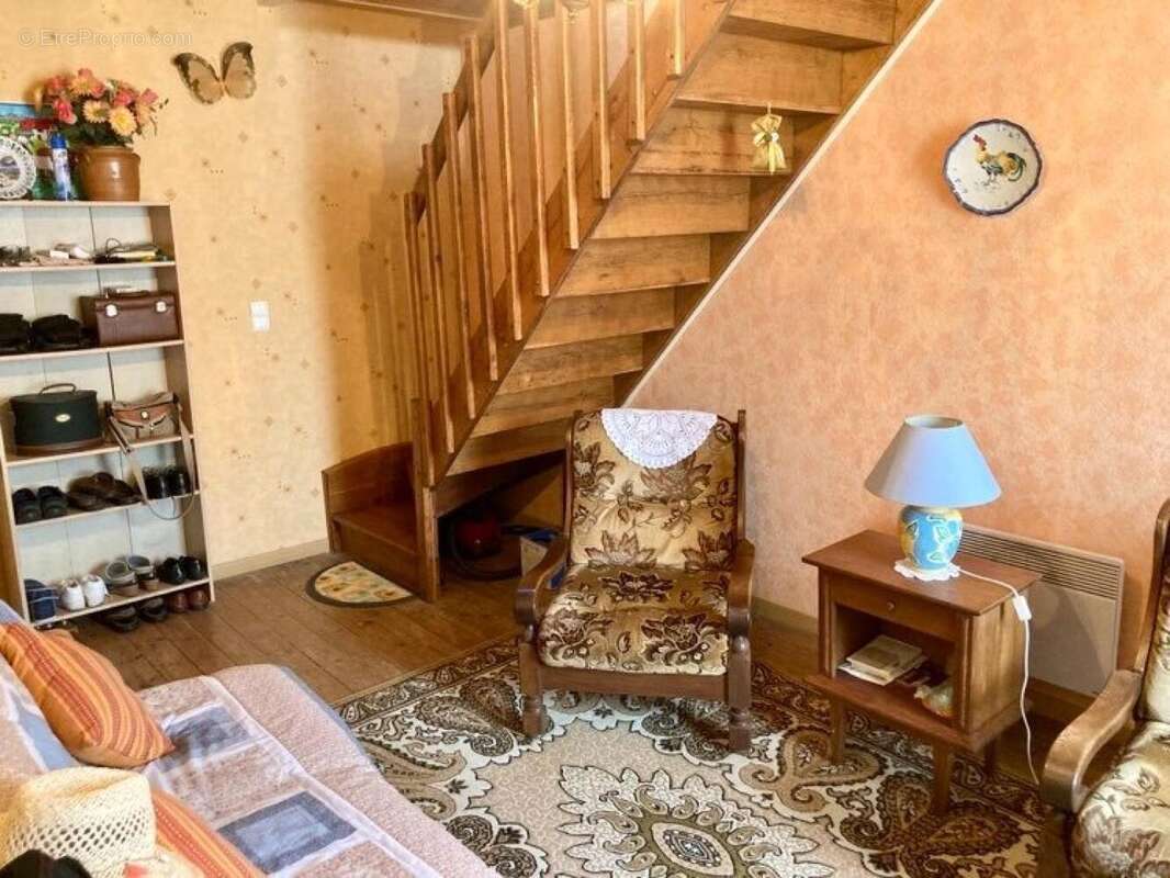 Maison 90 m² à Longre  - photo 9