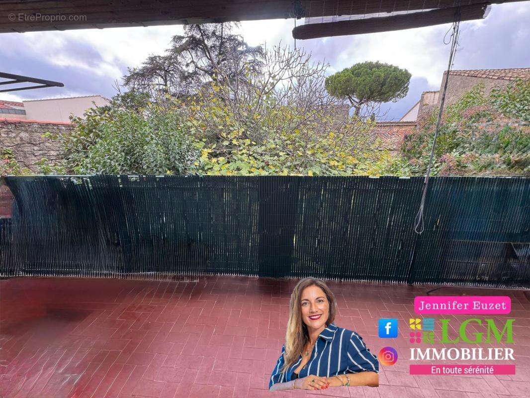 Appartement à LUNEL-VIEL