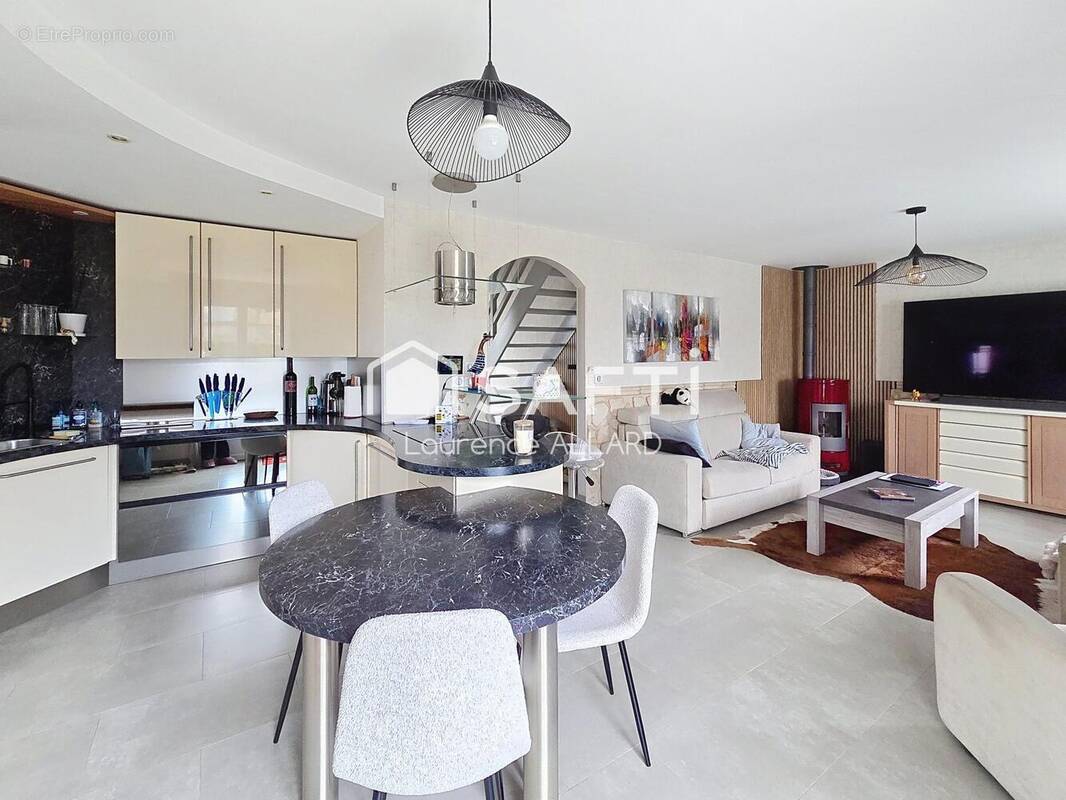 Photo 1 - Maison à PRESLES