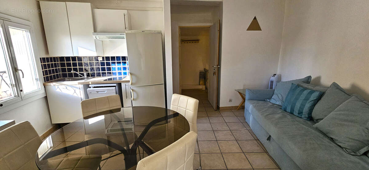 Appartement à LE CASTELLET
