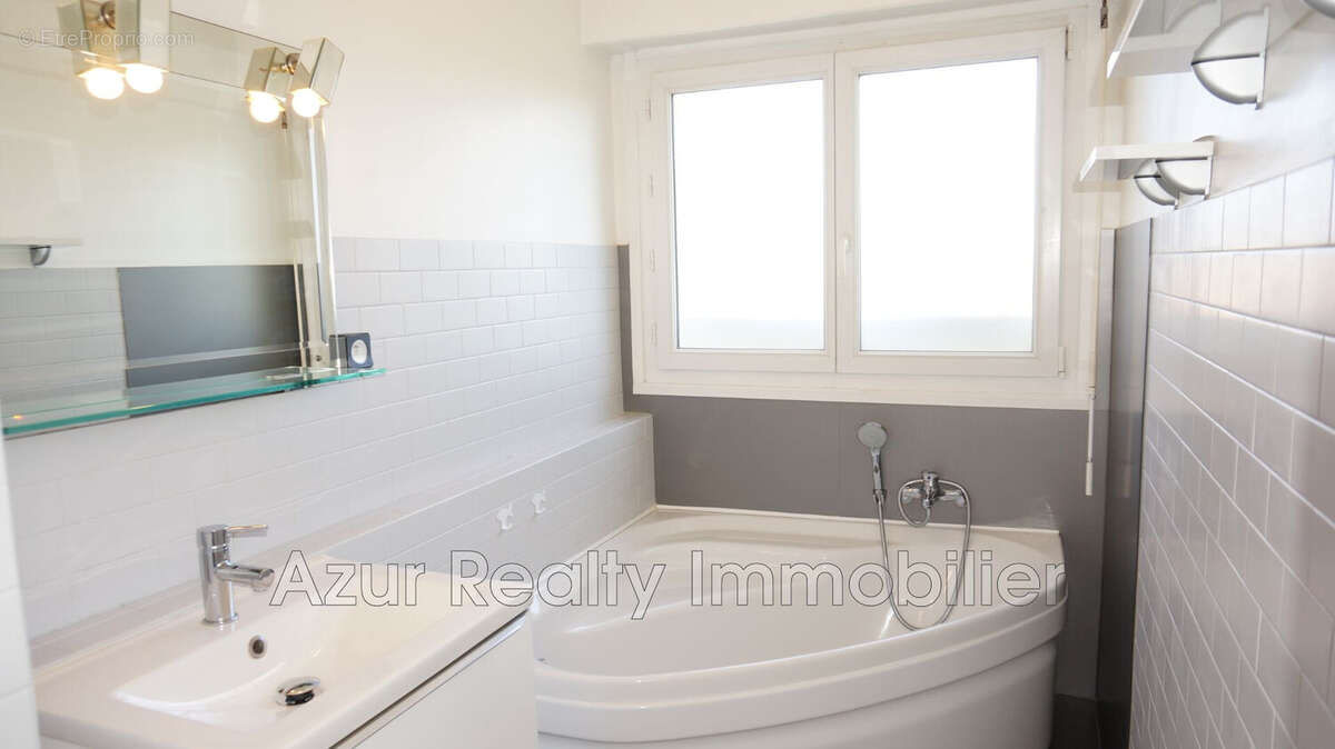 Appartement à SAINT-RAPHAEL